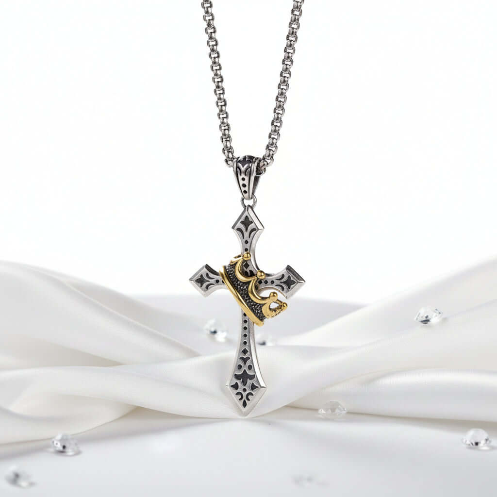 Vintage Cross Necklace for Men – Retro Silver Pendant Chain