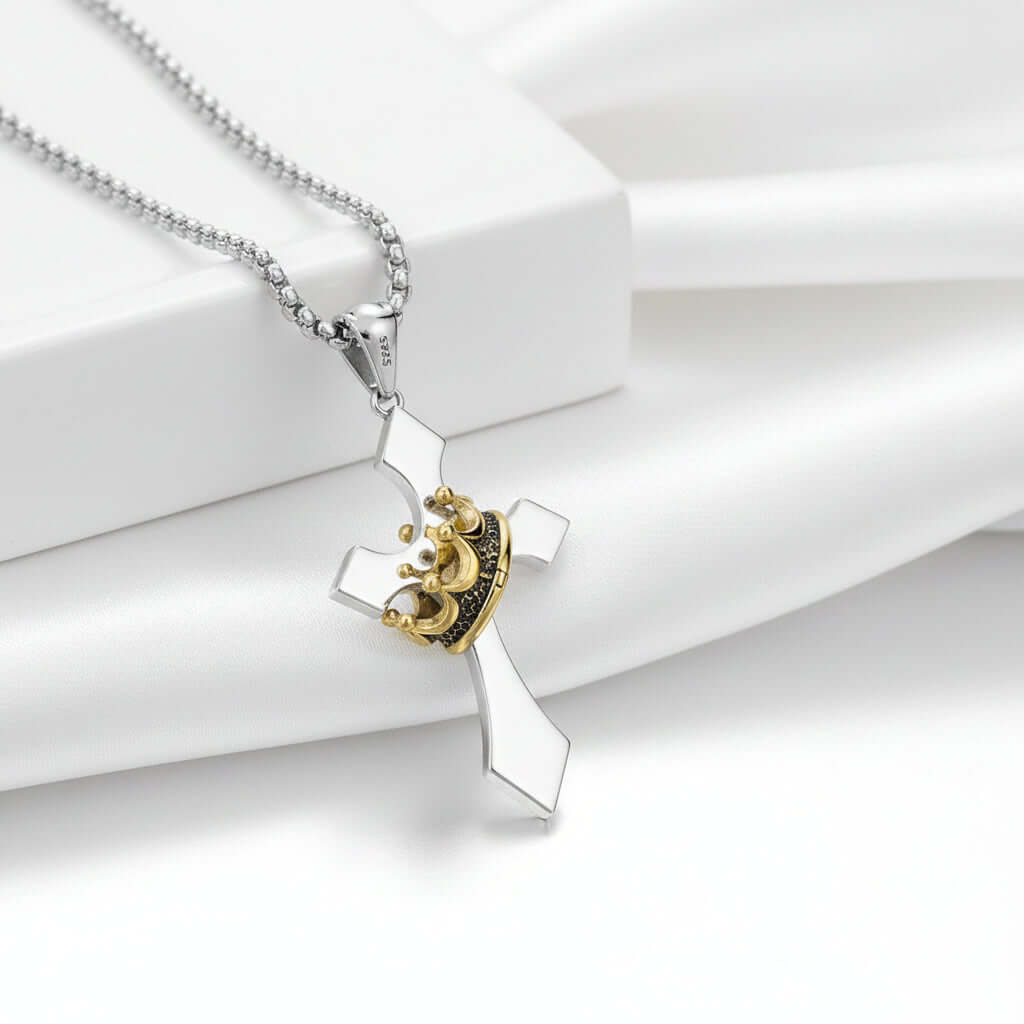 Vintage Cross Necklace for Men – Retro Silver Pendant Chain